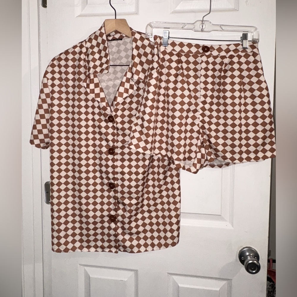 SHEIN Checkered Two Piece Set